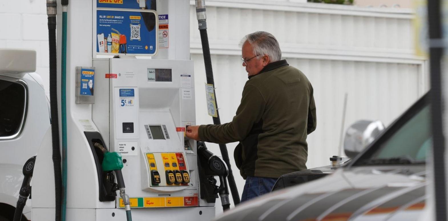 Бензин и дизель подорожали в Украине за последний месяц: цены на АЗС