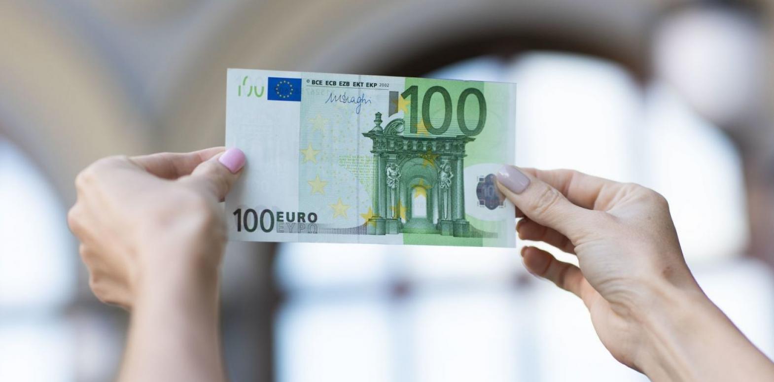 Европарламент одобрил лимит наличных расчетов в сумме 10 тысяч евро