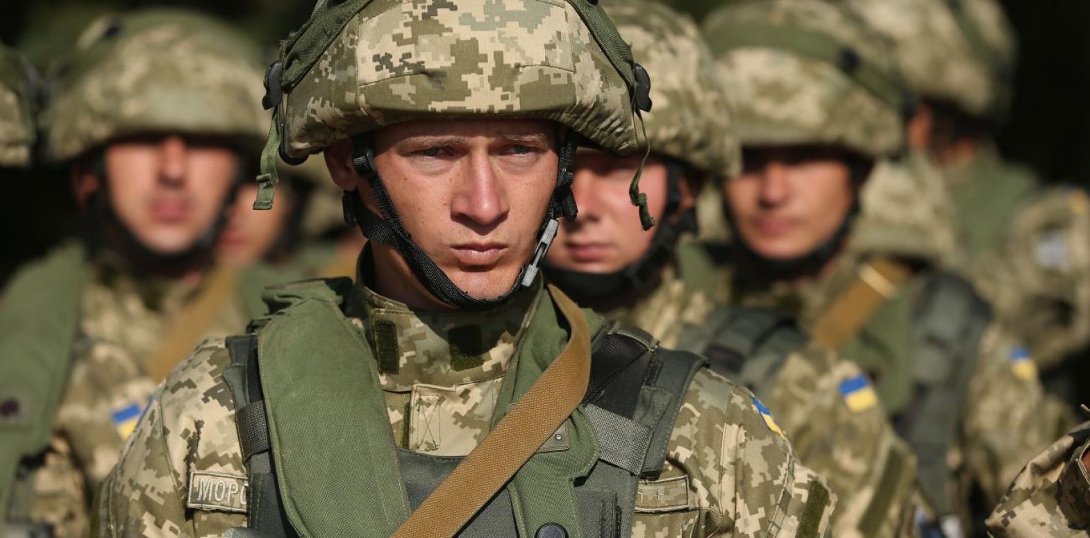 Германия заявила о готовности передать Украине военные каски, - DPA