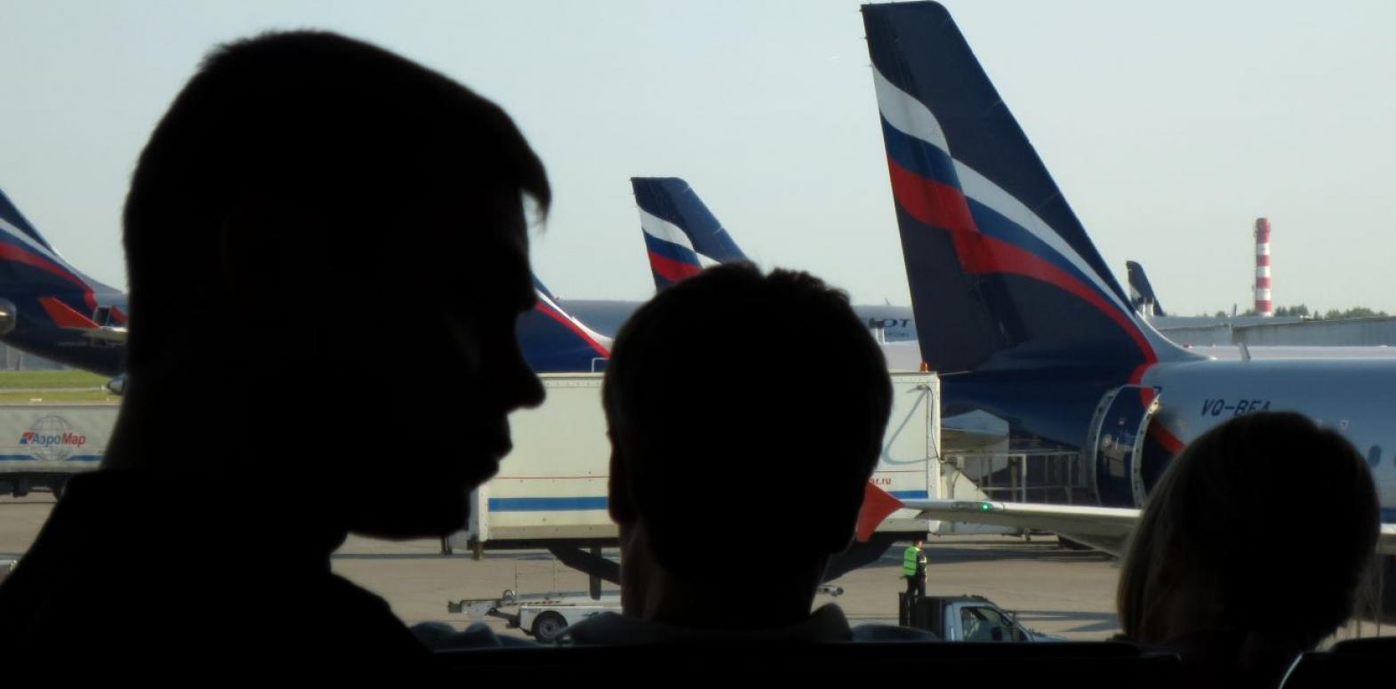 Британия вводит санкции против российских авиакомпаний