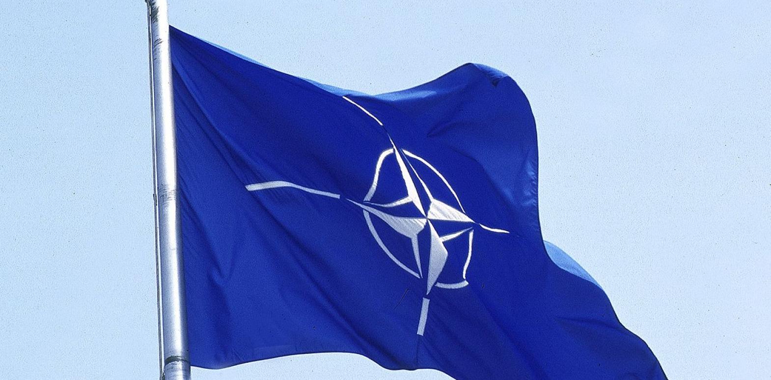Стратегия НАТО впервые будет включать защиту союзников в качестве основной миссии альянса, - СМИ