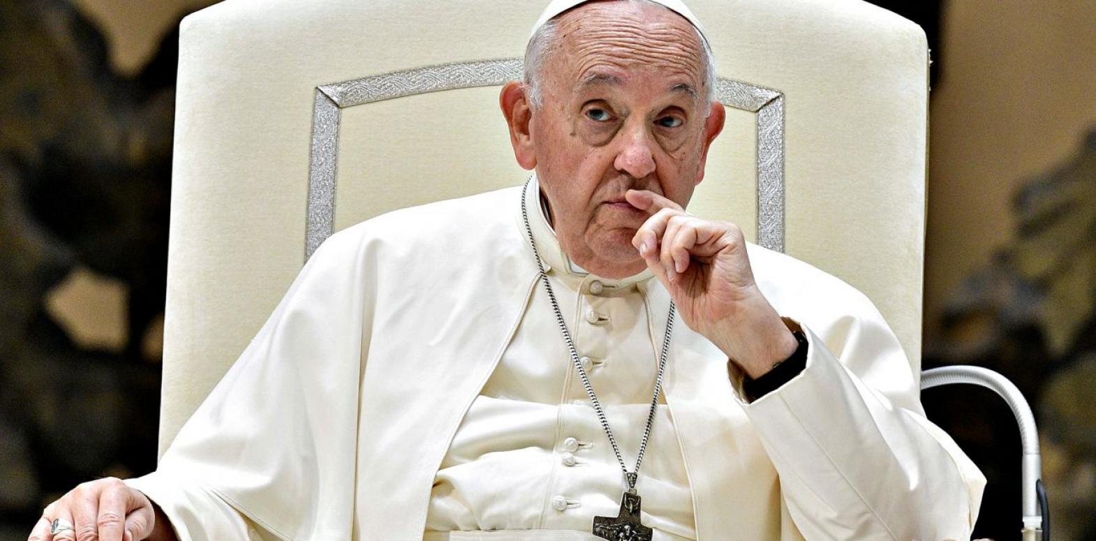Швейцария пригласила Папу Римского на украинский саммит мира