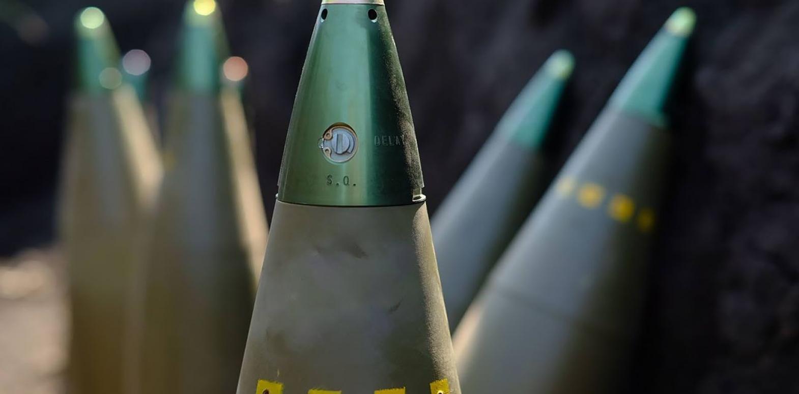 В США открыли завод по производству 155-мм снарядов для поставок Украине
