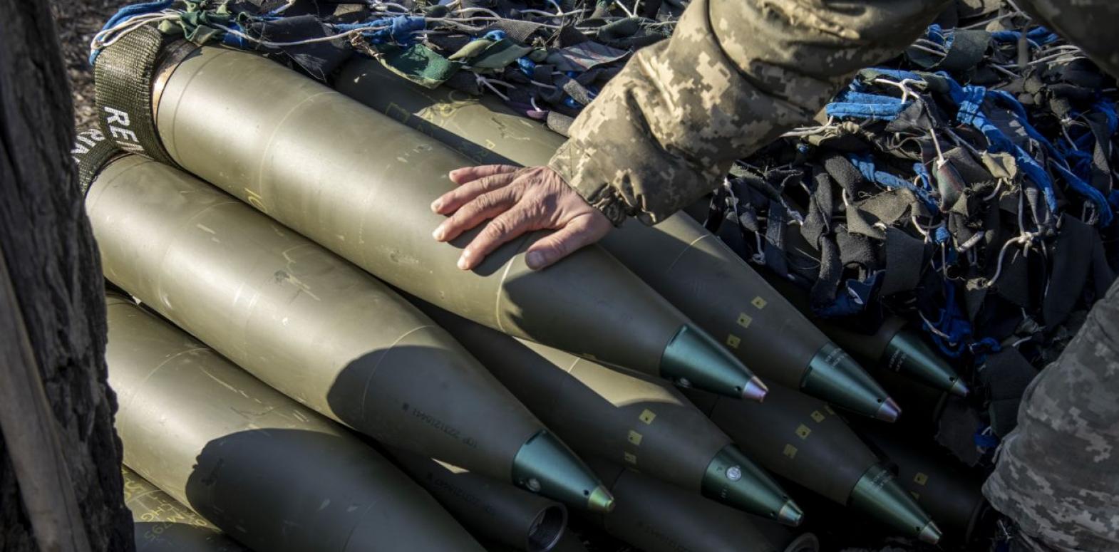 Украина через третьи страны получает боеприпасы из Сербии, - FT