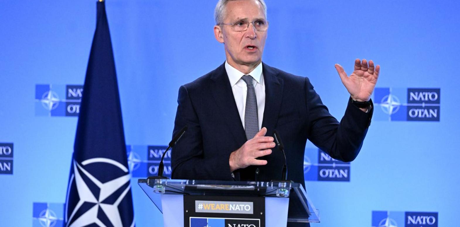 Китай бросает вызов НАТО и коллективному Западу, - Столтенберг