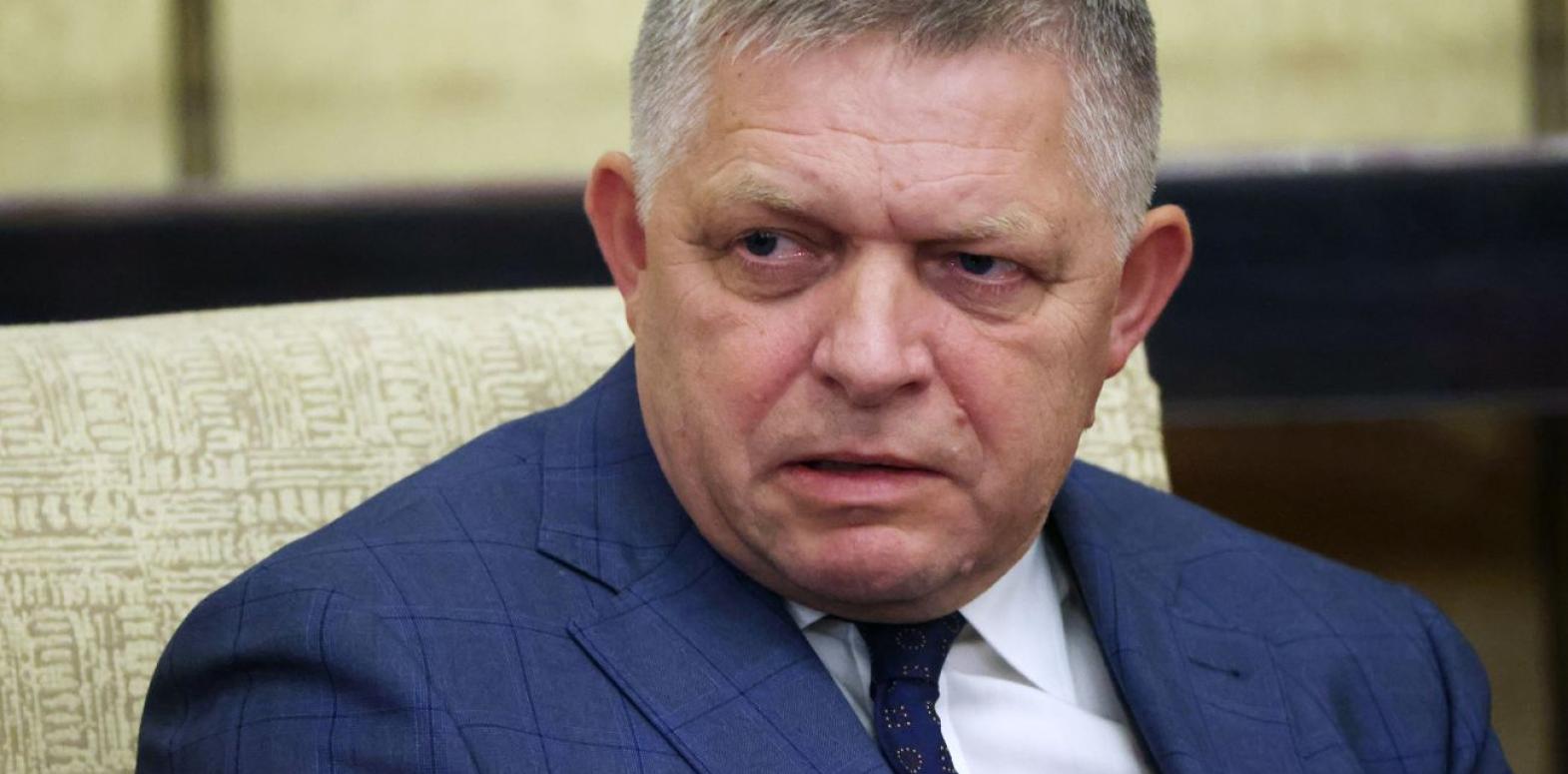 Фицо намерен заблокировать новые займы для Украины на саммите НАТО