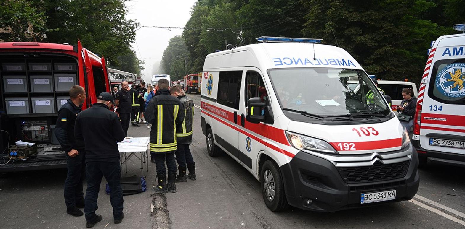 Во Львове молния ударила в ребенка, состояние стабильное