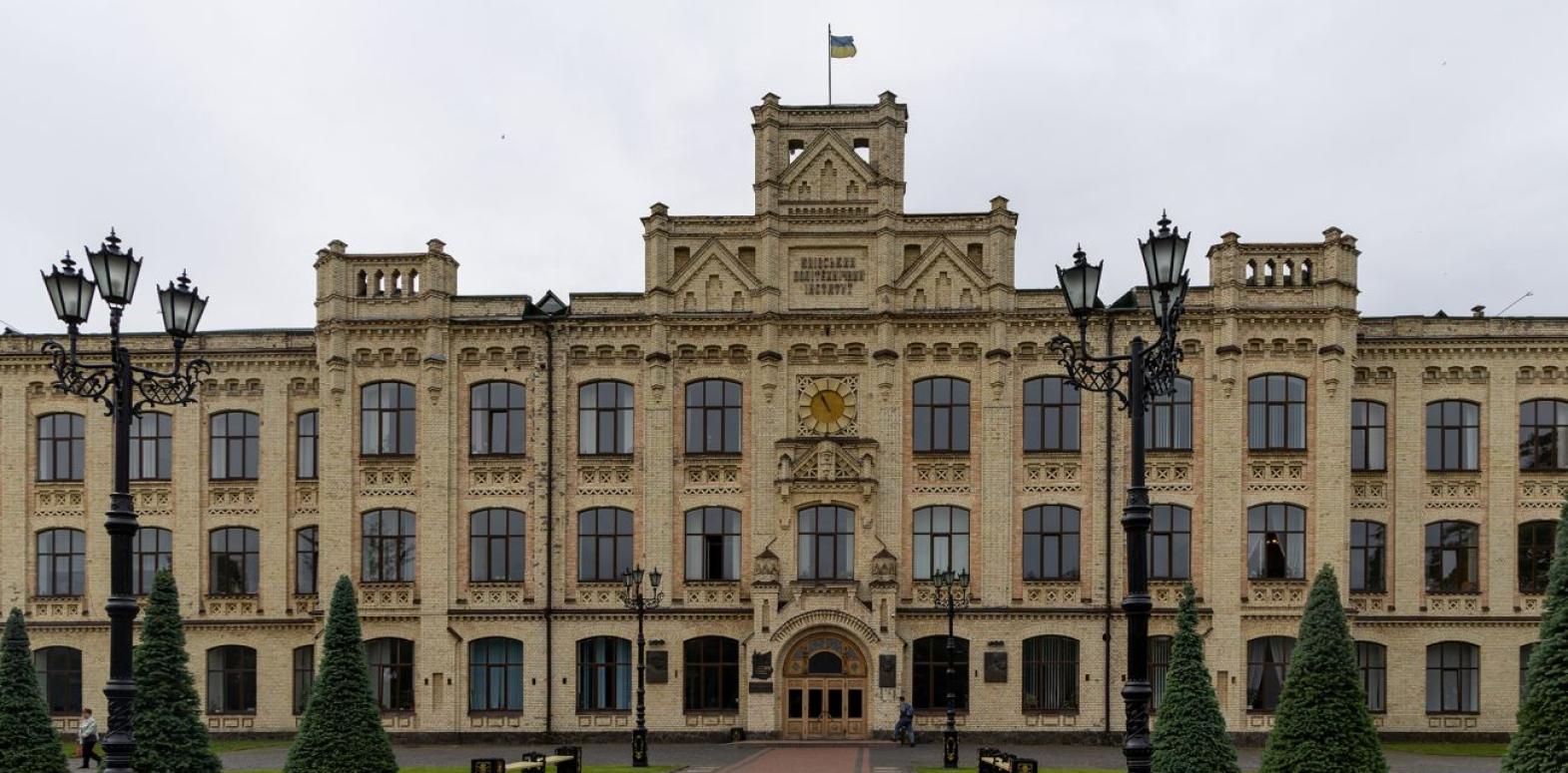 Украинский наноспутник PolyITAN-1 установил рекорд длительности полета