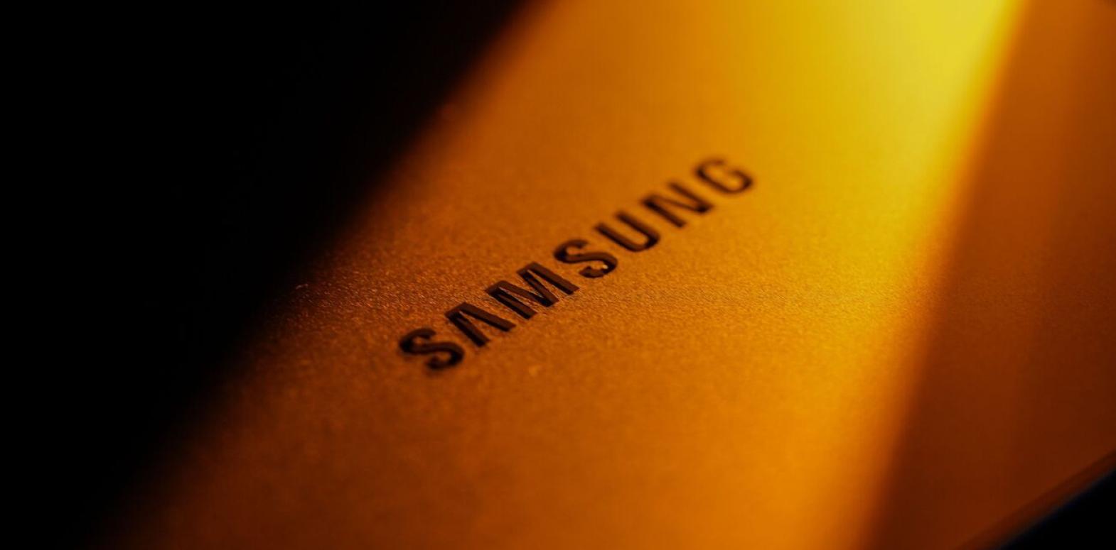 Samsung запатентовал новый дизайн камер для Galaxy
