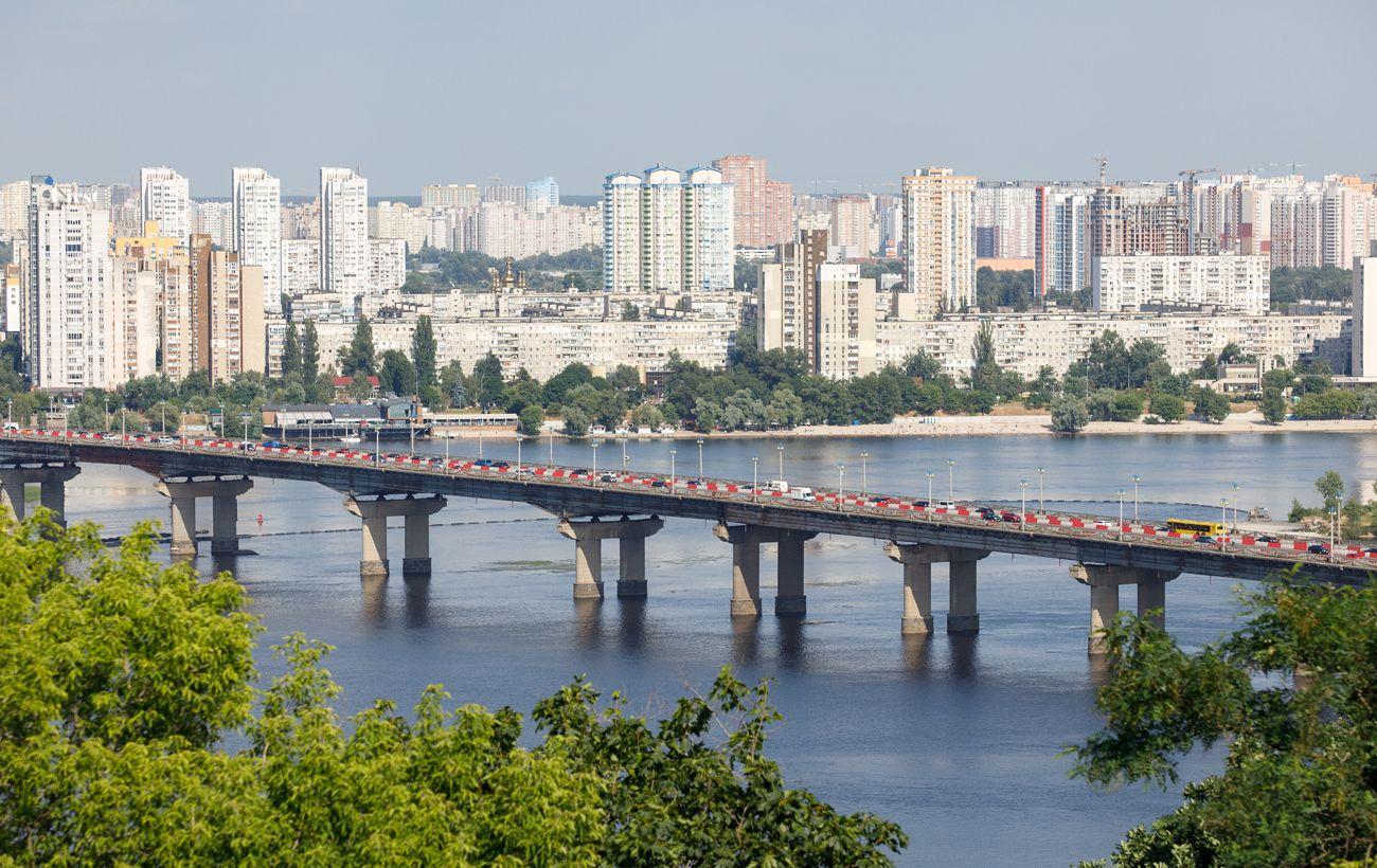 Движение по мосту Патона в Киеве ограничат на выходные