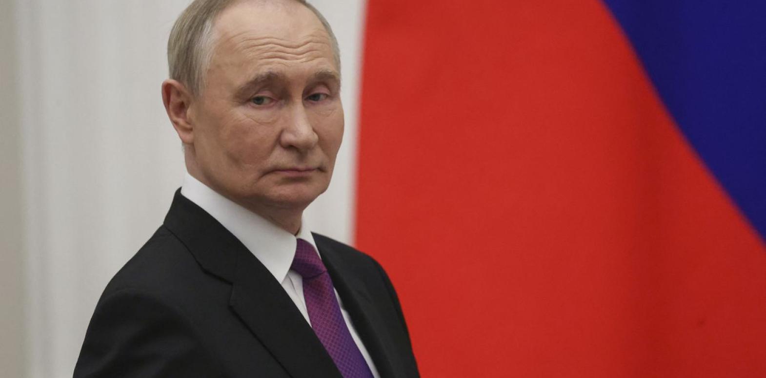 Путин отрицает удары по Киеву, но тревоги звучали
