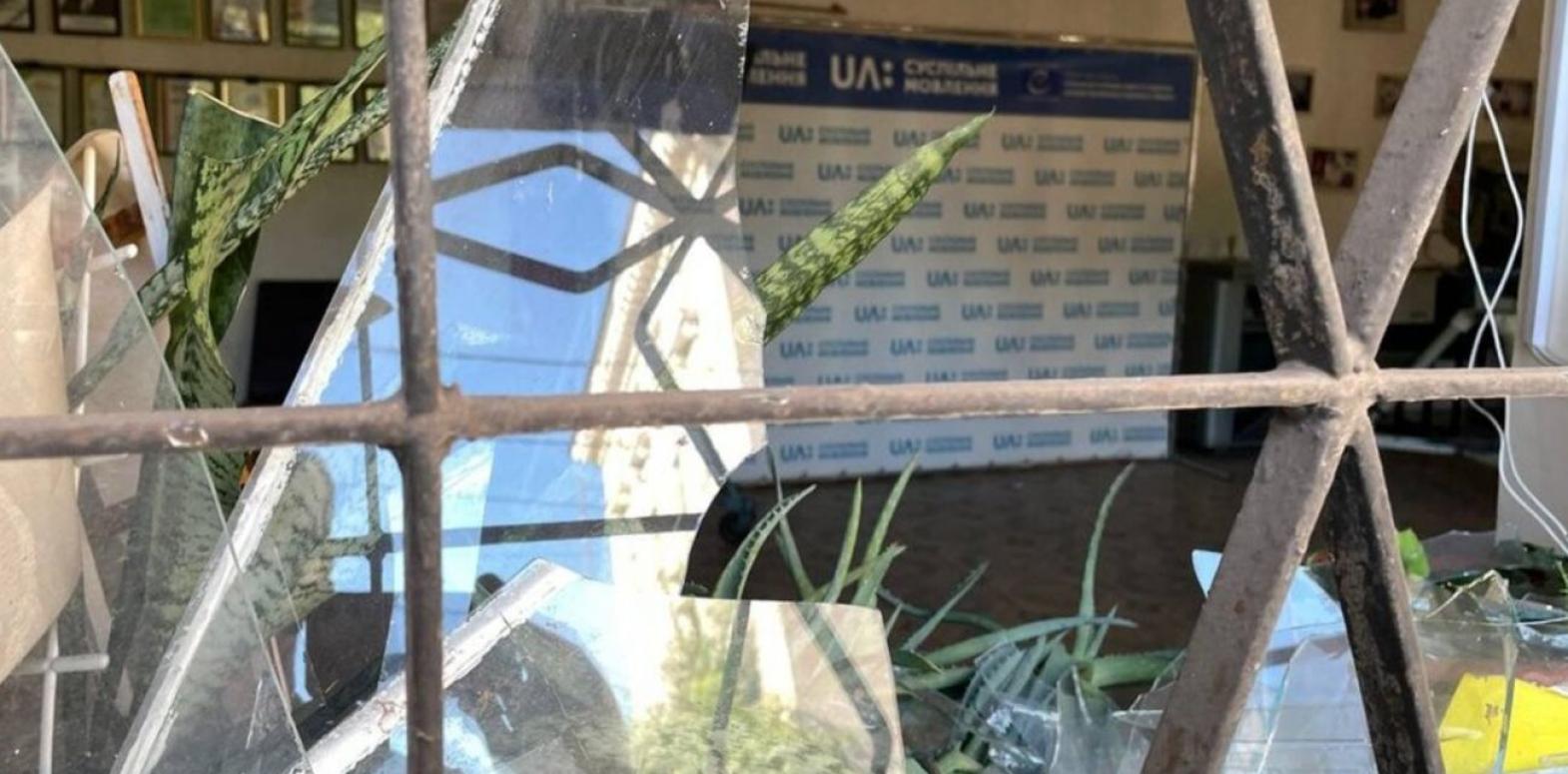 В Кривом Роге российским ударом повреждено здание "Суспільного"