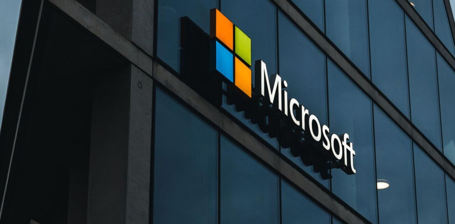 Microsoft установила правила для ИИ: запрет кибератак и ядерного оружия
