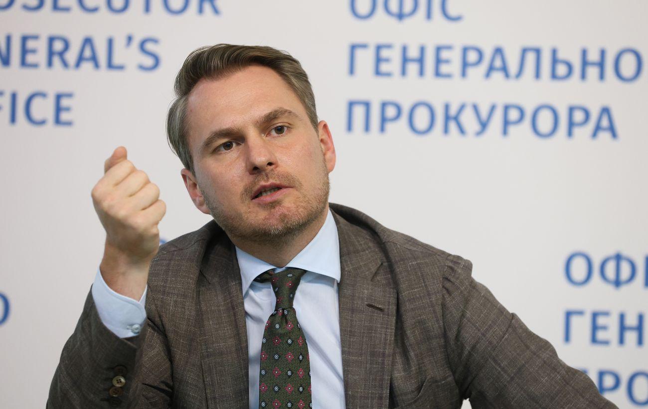 Экс-генпрокурор Кравченко уволен из органов прокуратуры