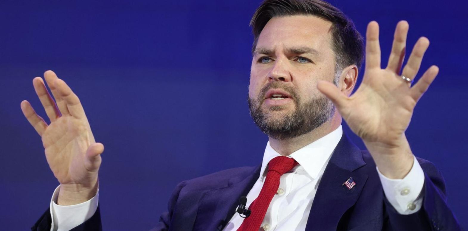 Вице-президент США: Украине не следует вступать в НАТО